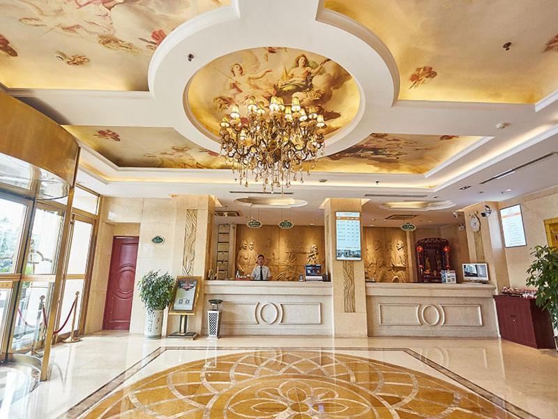 Vienna Hotel Nanyang People Road Buitenkant foto