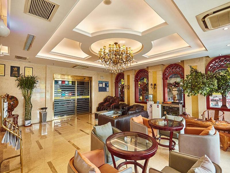 Vienna Hotel Nanyang People Road Buitenkant foto